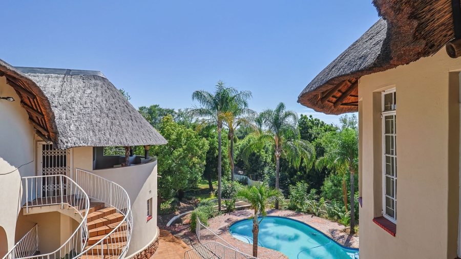 5 Bedroom Property for Sale in Protea Park North West